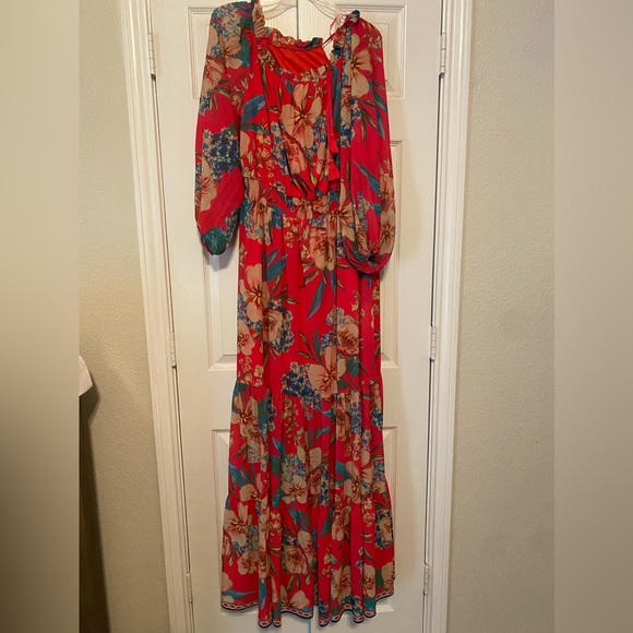 FLORAL LONG SLEEVE RED MAXI DRESS- 1XL - Picture 4 of 6